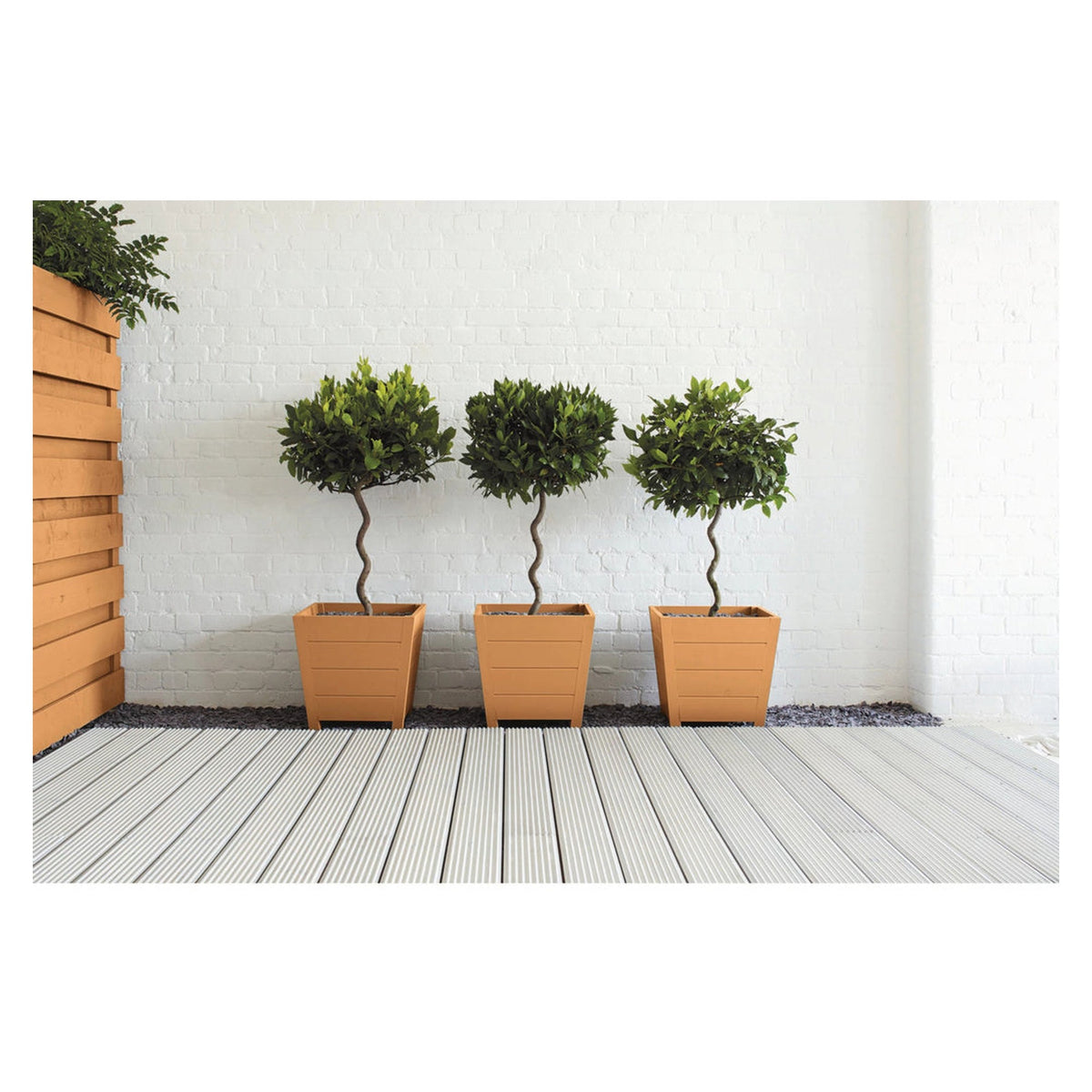 Ronseal Garden Paint 750ml tin in Sunburst, view 2