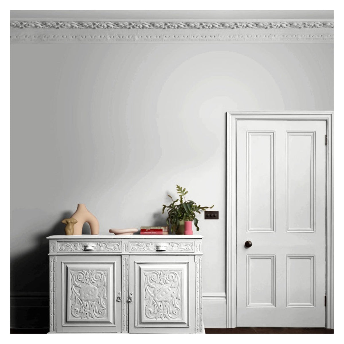 Ronseal One Coat Everywhere Matt Paint 2.5L tin in Smooth Stone, view 3