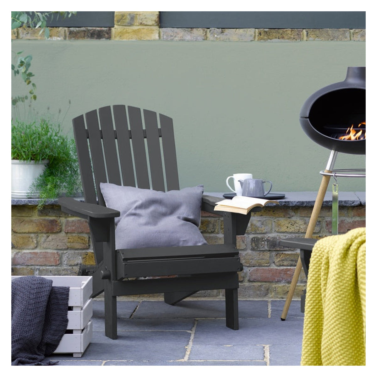 Sandtex 10 Year Exterior Multi Surface Gloss 750ml in Smokey Grey, view 2