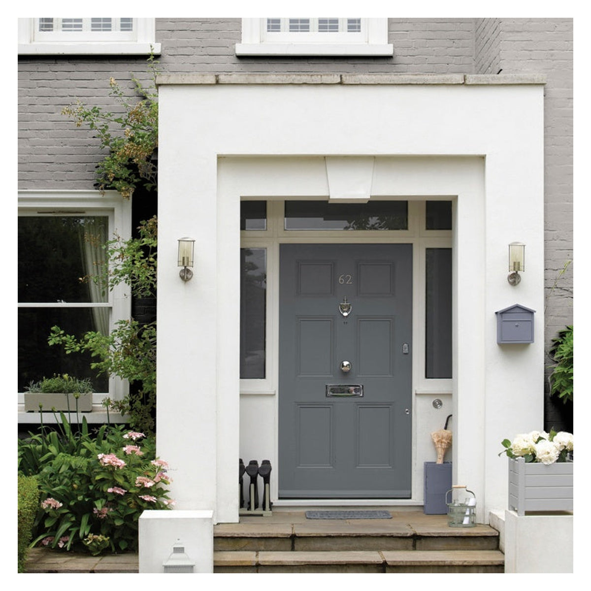 Sandtex smooth masonry paint 10L Plymouth Grey, view 2