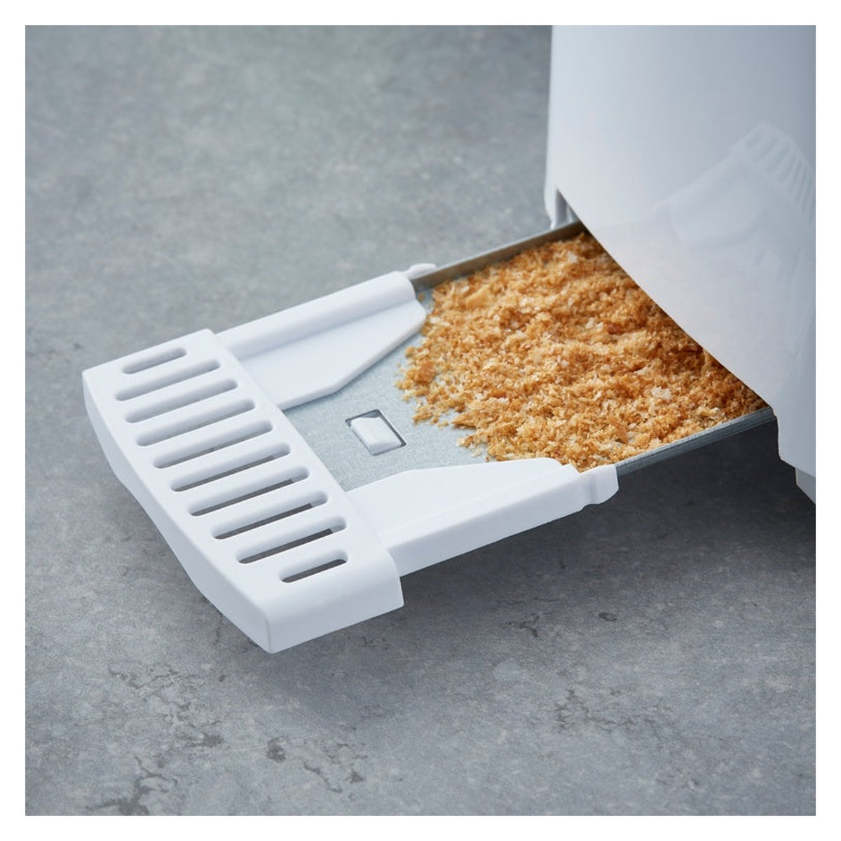 Tower Presto white 2 slice toaster, view 4